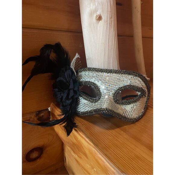 Adult Lace Animal Eye Mask - Picture 1 of 2